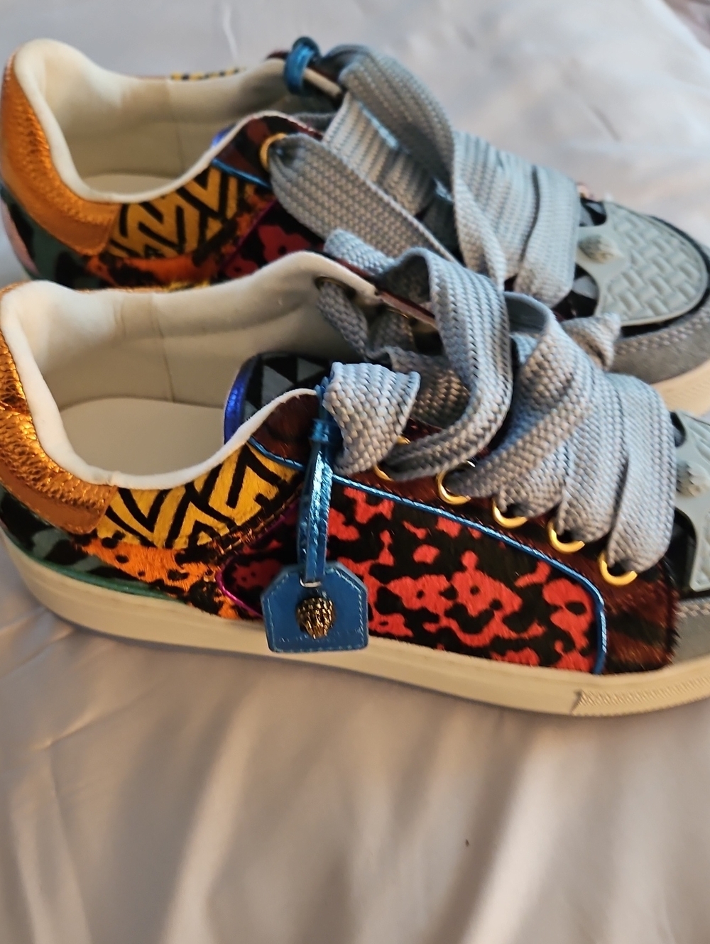 Women's Multicolor Fashion Sneakers - Gray Laces